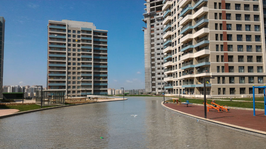 Bulvar İstanbul 2. Etap Şelaleli Gölet