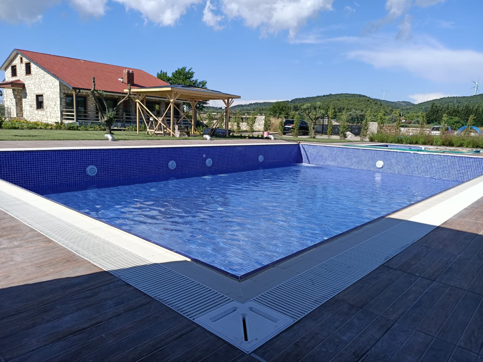 Urla İzmir Tevetoğlu İnşaat